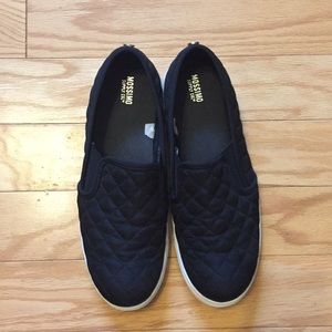 mossimo // sneaker sz 9